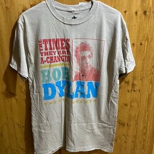 Bob Dylan tee shirt
